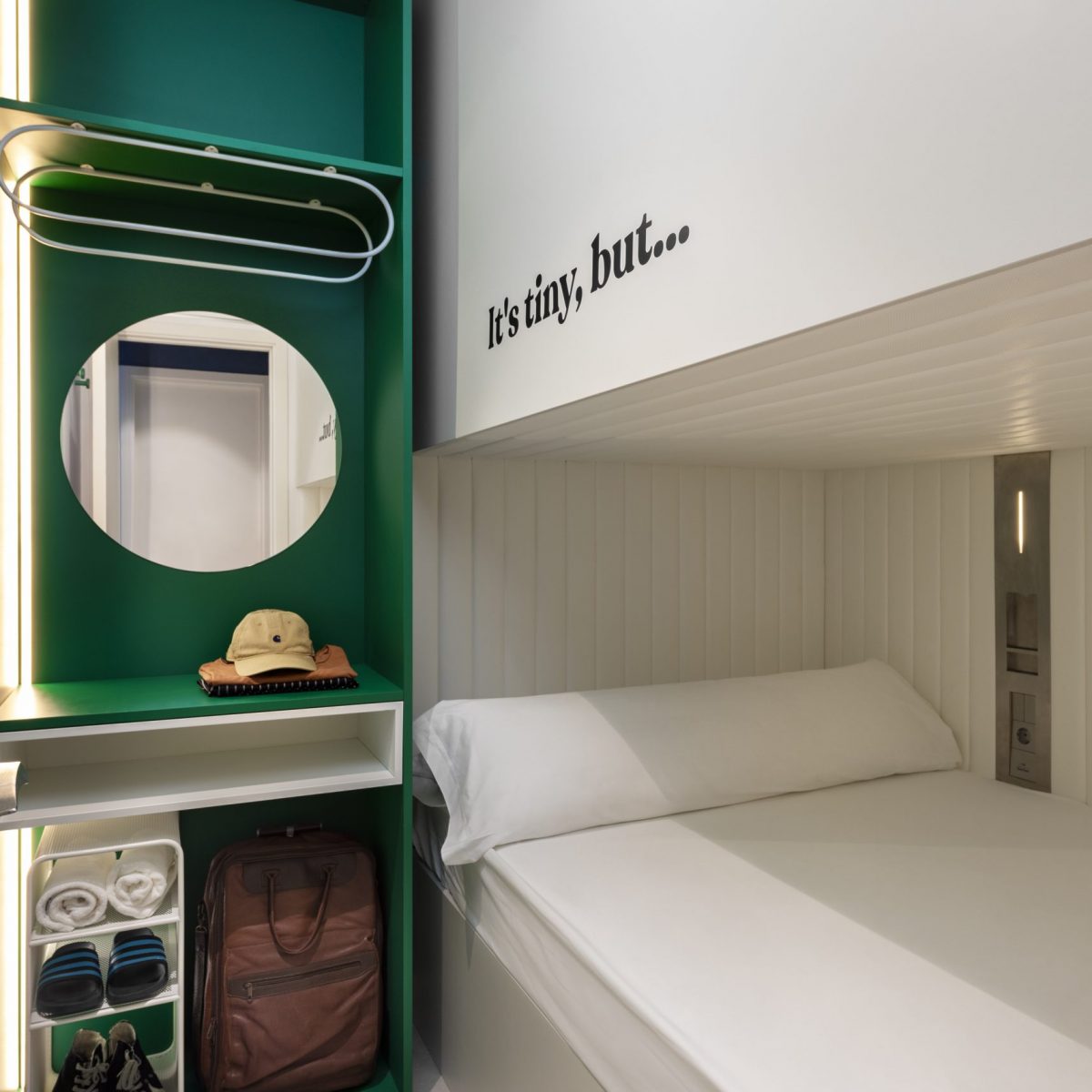 Coeo Pod Hostel bedroom in Malaga